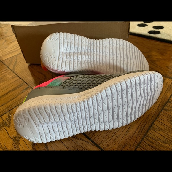 Reebok Girls shoes - Picture 6 of 8